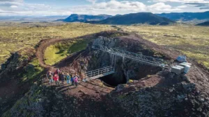 gunung berapi Thrihnukagigur - Islandia