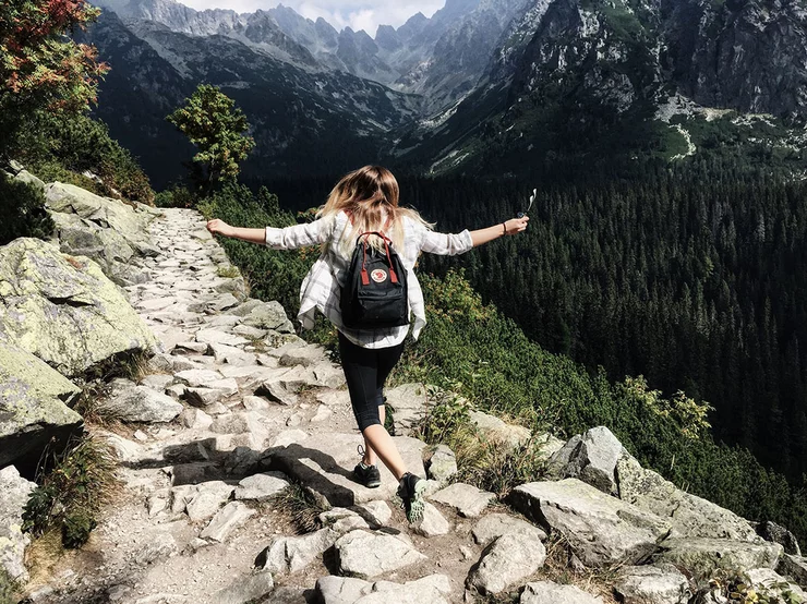 5 Rekomendasi Sepatu Naik Gunung, Pilih Sepatu Pertamamu!